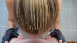 Раком трахает подругу с красивой задницей