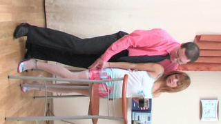 Хитрый препод развел на секс молодую русскую студентку