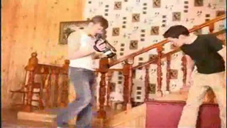 любительский перепихон взрослой крали и симпатичных парней