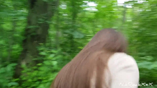 Красивый анальный секс с русской красоткой на природе